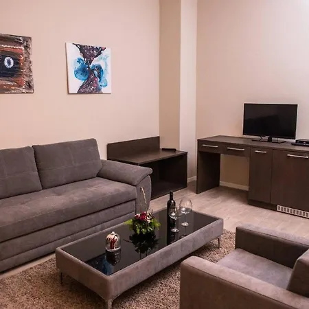 Apartamento La.I.F. Apartments Skopje *